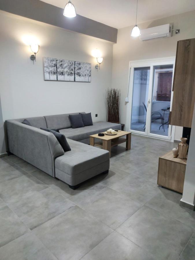Апартаменты Felou'S House 1 Эрмуполис Экстерьер фото