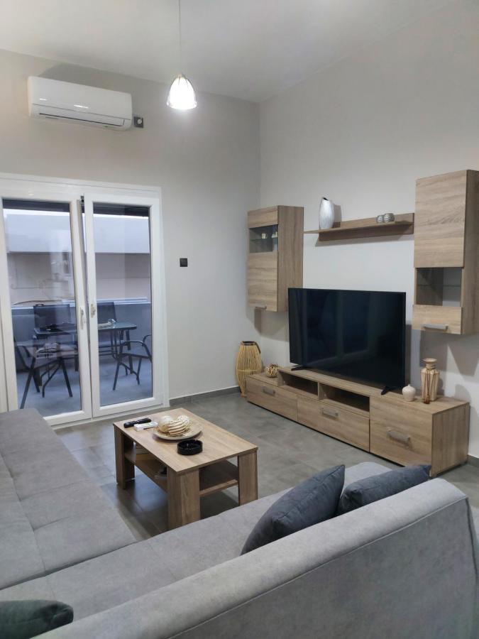 Апартаменты Felou'S House 1 Эрмуполис Экстерьер фото